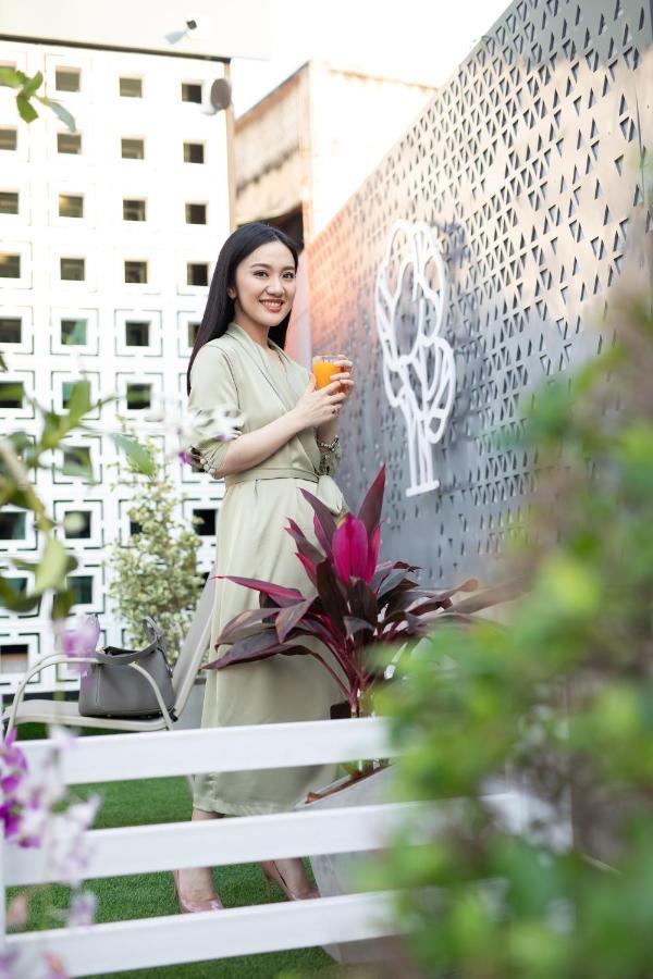 โรงแรมต้นเงิน Khon Kaen Exteriör bild
